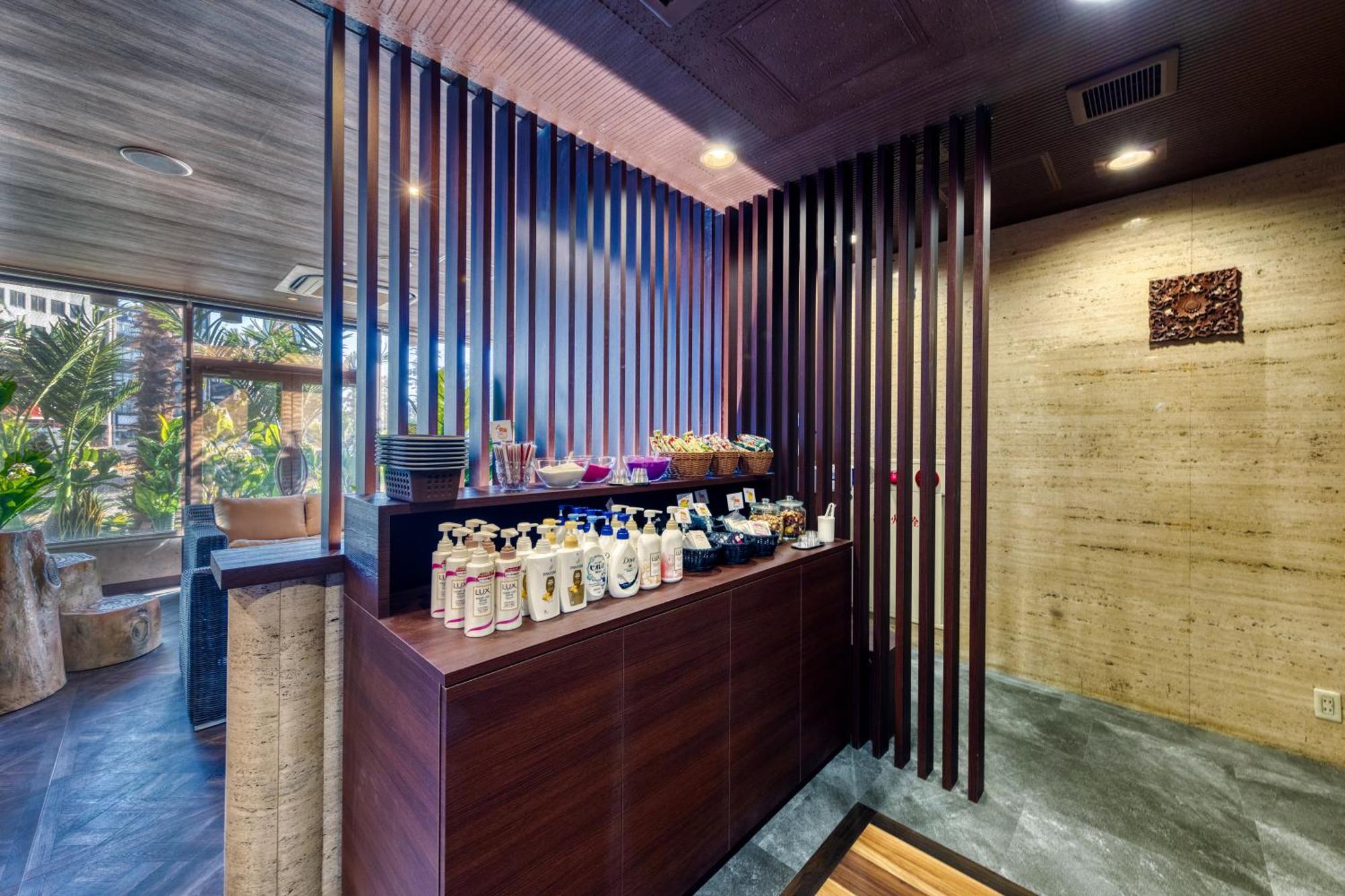 Hotel Lotus Okayama Adult Only Екстериор снимка